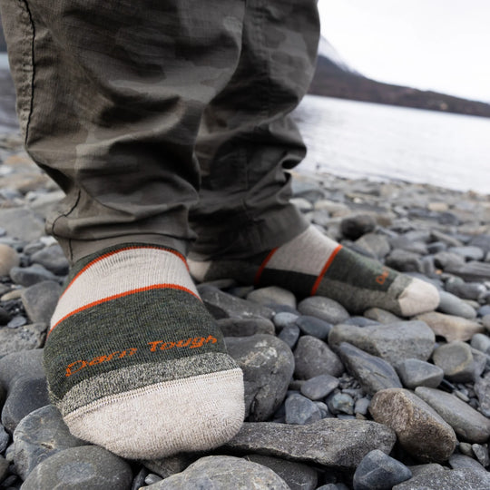 Darn Tough Men's Merino Wool Hiker Boot Sock Midweight with Full Cushion