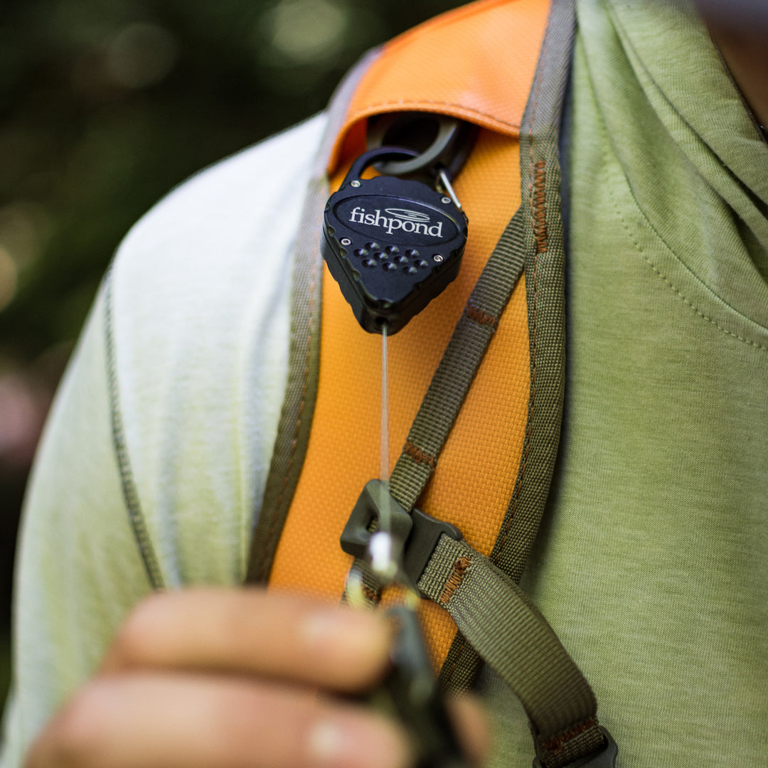 Fishpond Arrowhead Retractor Blackrock Image 02