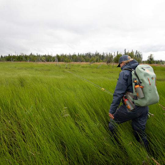 Fishpond Thunderhead Submersible Backpack Eco Yucca Image 08