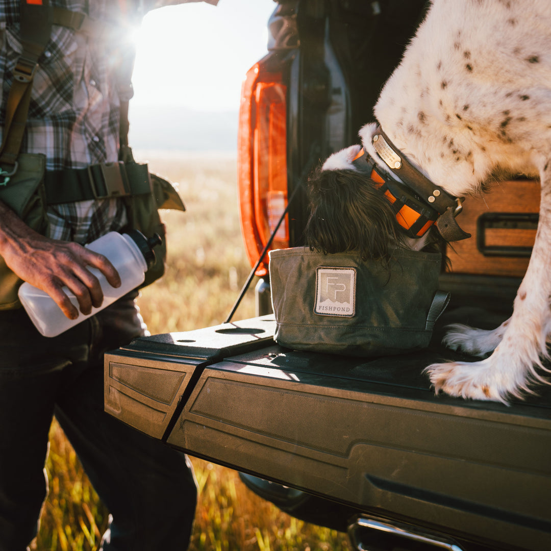 Fishpond Bow Wow Travel Water Bowl Duskwood Image 04