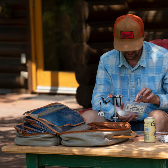 Fishpond Tailwater Fly Tying Kit Image 08