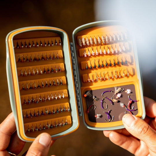 Fishpond Tacky Pescador Fly Box MagPad Small Smoke Grey Image 05