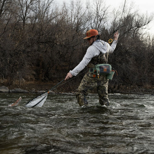 Fishpond Thunderhead Small Submersible Lumbar Eco Yucca Image 07