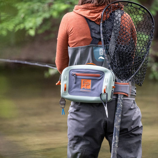 Fishpond Thunderhead Small Submersible Lumbar Eco Yucca Image 17