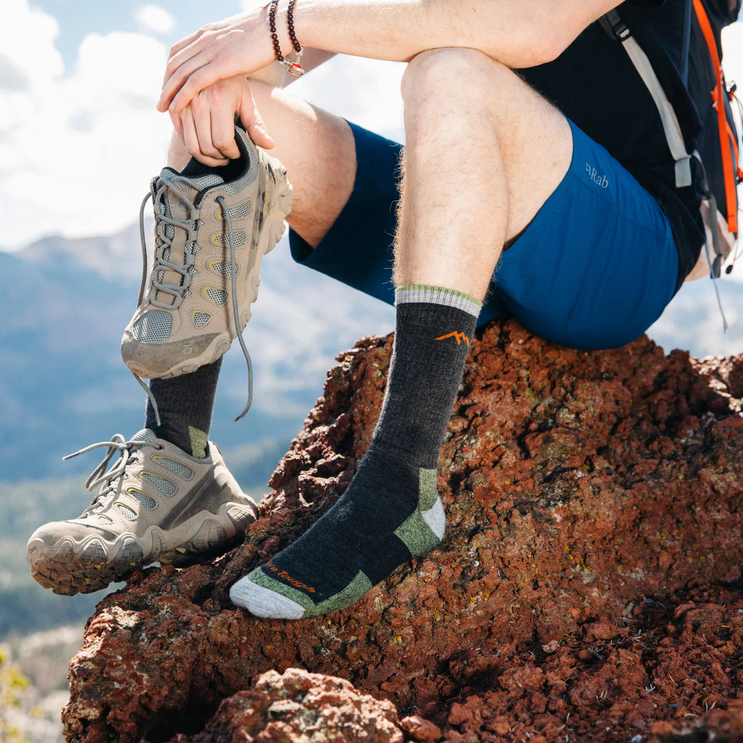 Darn Tough Men's Merino Wool Hiker Boot Sock Midweight with Cushion
