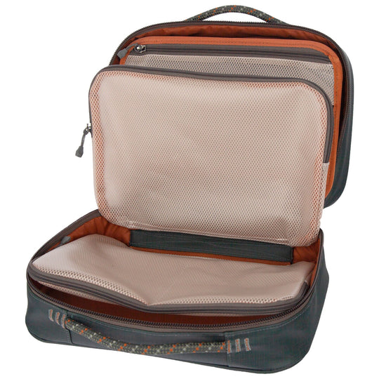 Fishpond Backwater Fly Tying Kit Image 07