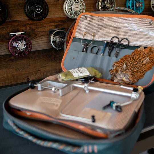 Fishpond Backwater Fly Tying Kit Image 16